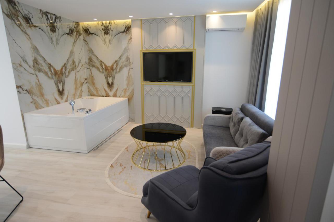 Ebbi Hotel Dhërmi Dış mekan fotoğraf