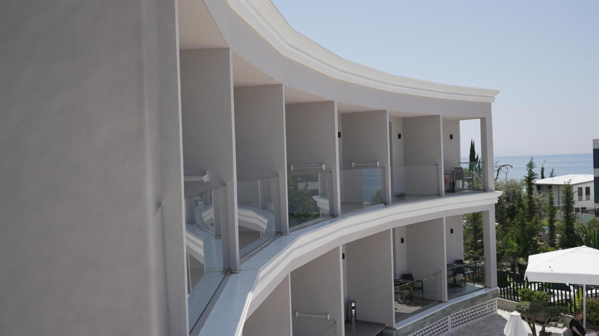 Ebbi Hotel Dhërmi Dış mekan fotoğraf
